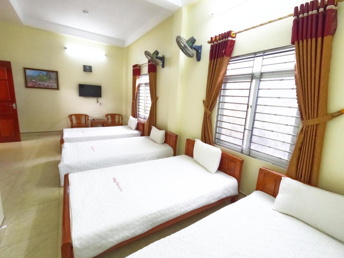Hoang Van Hotel Dong Van  Exterior photo